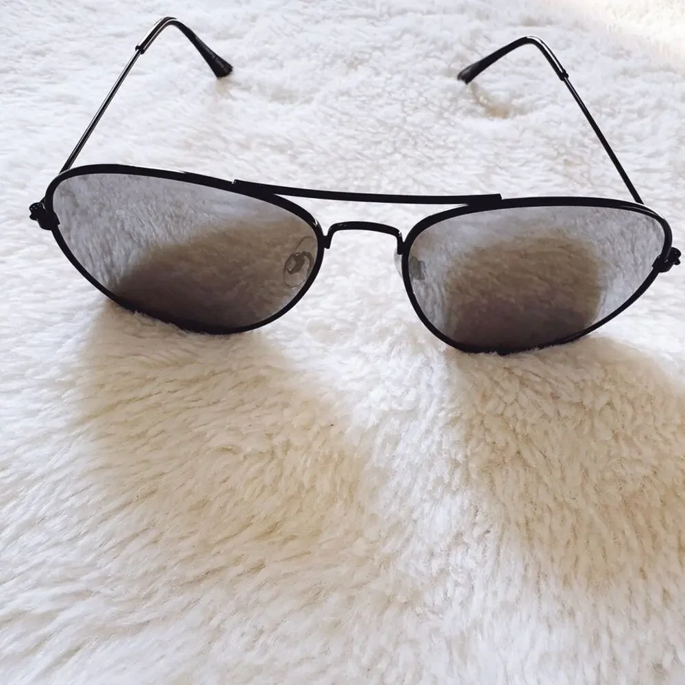 Flynn Black W/ Mirrored Lenses Aviator Sunglasses